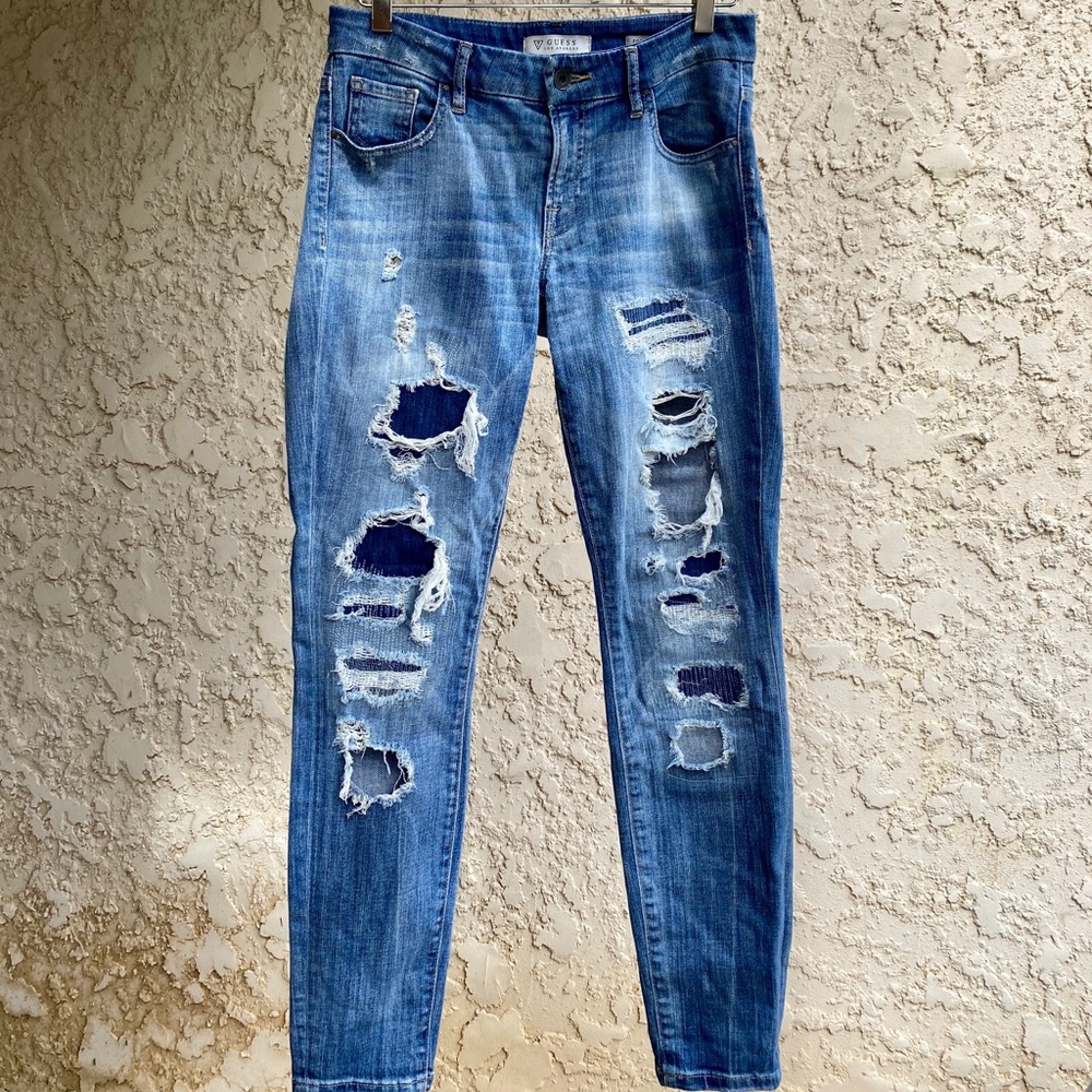 Guess distressed jeans size women’s 27